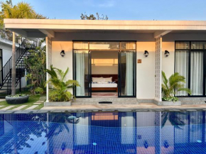 Enchanted Pool Bungalows Siem Reap